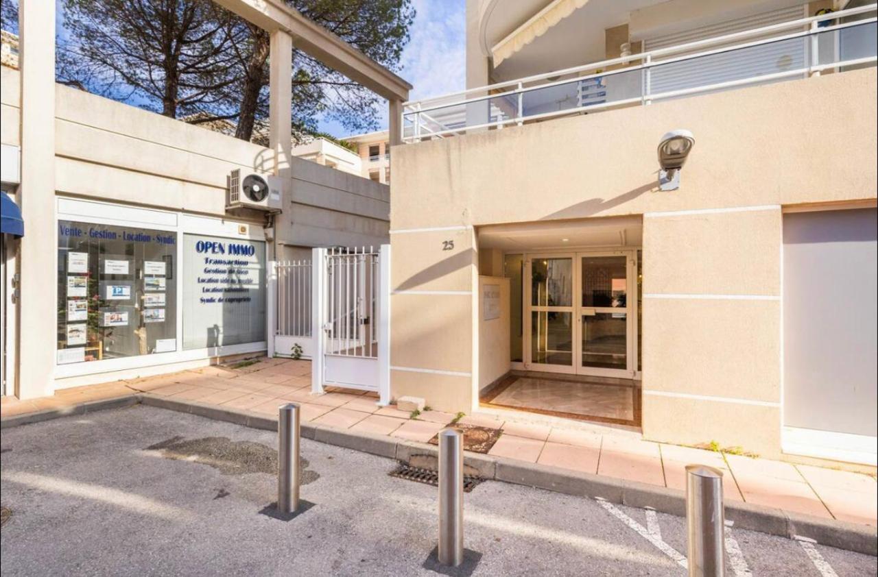 Port Azur Apartment Vallauris Exterior photo